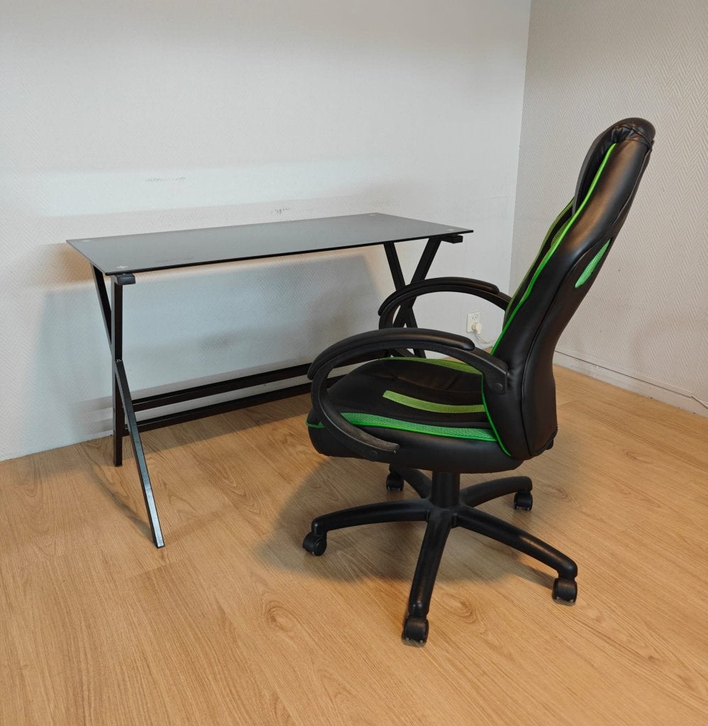 Bureau (zwart glas met stalen frame), Ophalen, Zwart, Gebruikt, 110 cm