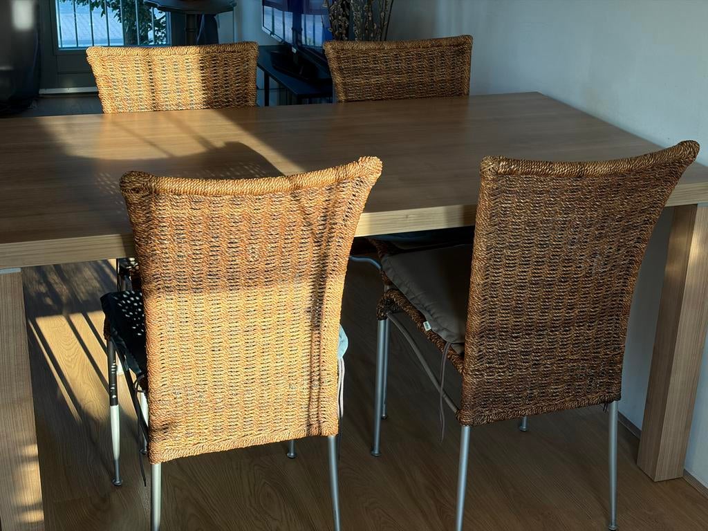 Koopje! Kringloop prijs: eetkamer tafel met 4 stoelen, Ophalen, Zo goed als nieuw, 4 tot 6 stoelen