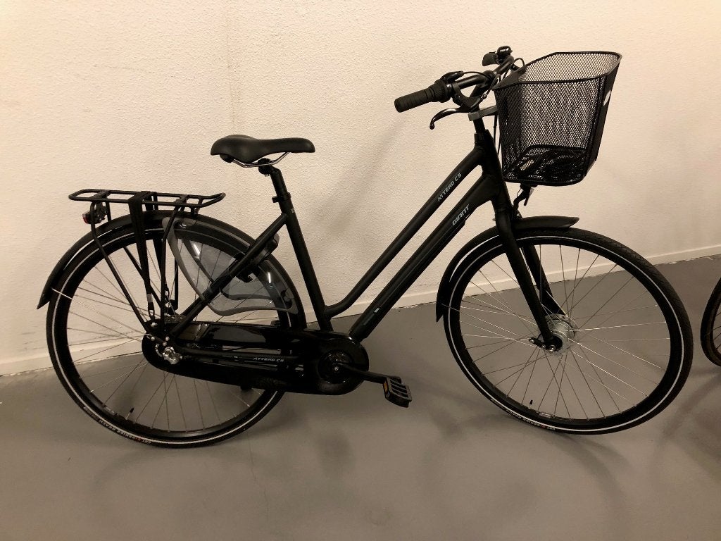 mat-zwart Giant Attend CS 3 stads-damesfiets M nieuw, Fietsen en Brommers, Fietsen | Dames | Damesfietsen, Nieuw, Giant, (Extra) lage instap