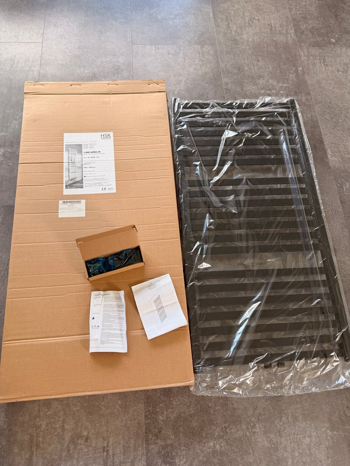 HSK Line Aero handdoekradiator 60x120 cm mat zwart, Ophalen, Radiator, Nieuw, 60 tot 150 cm