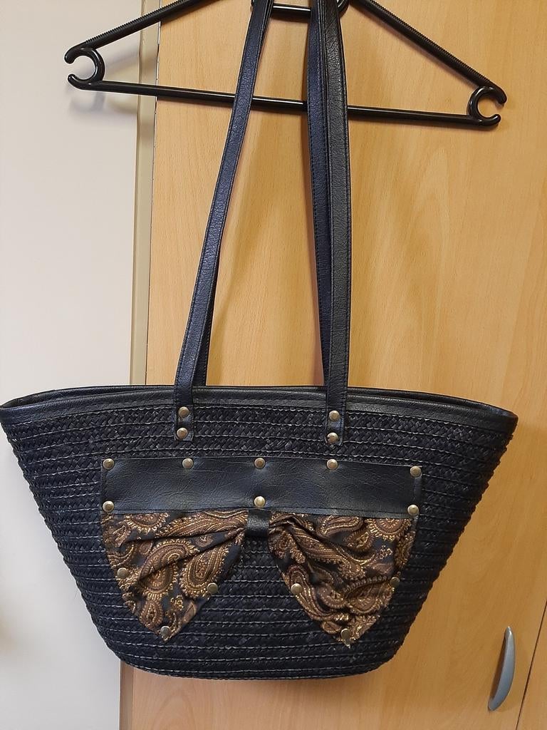 Mooie zwarte rieten tas met strik, Ophalen of Verzenden, Gebruikt, Zwart, Overige typen