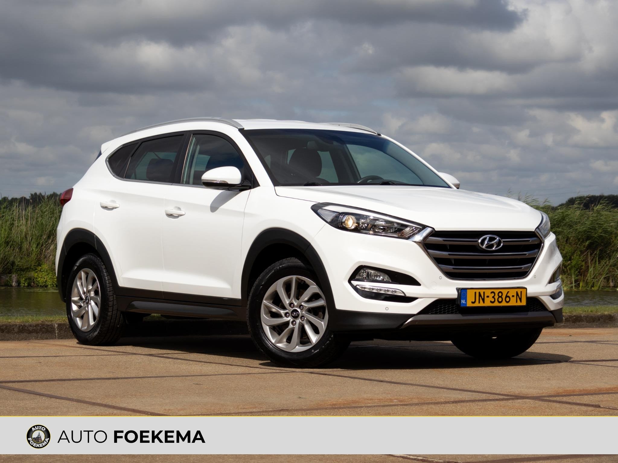 Hyundai Tucson 1.6 GDi Comfort 17" Camera Stoelverwarming, Voorwielaandrijving, Stof, Gebruikt, 4 cilinders