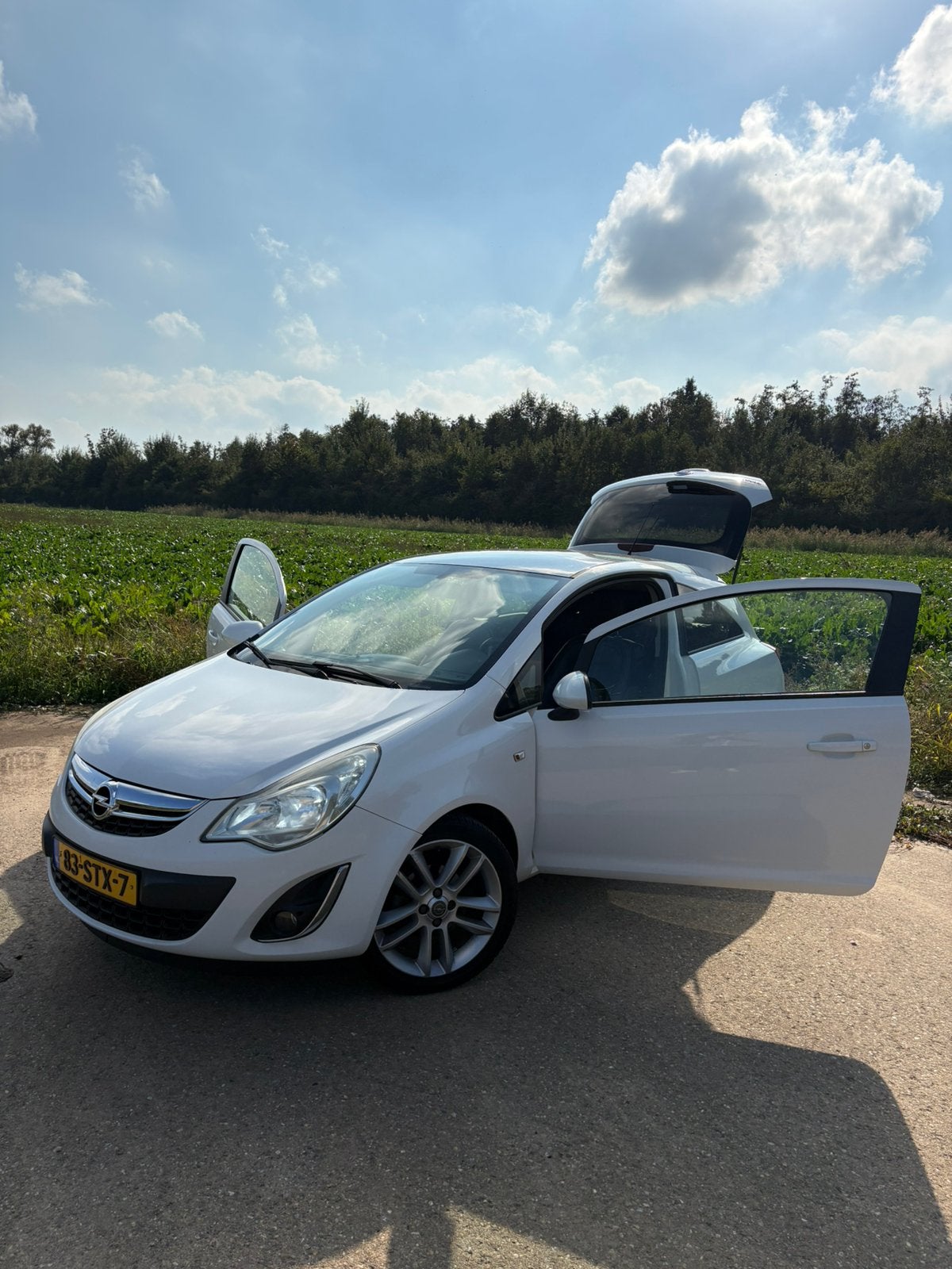 Opel Corsa 1.4 16V 3D 2011 Wit, Voorwielaandrijving, 101 pk, 40 €/maand, Wit