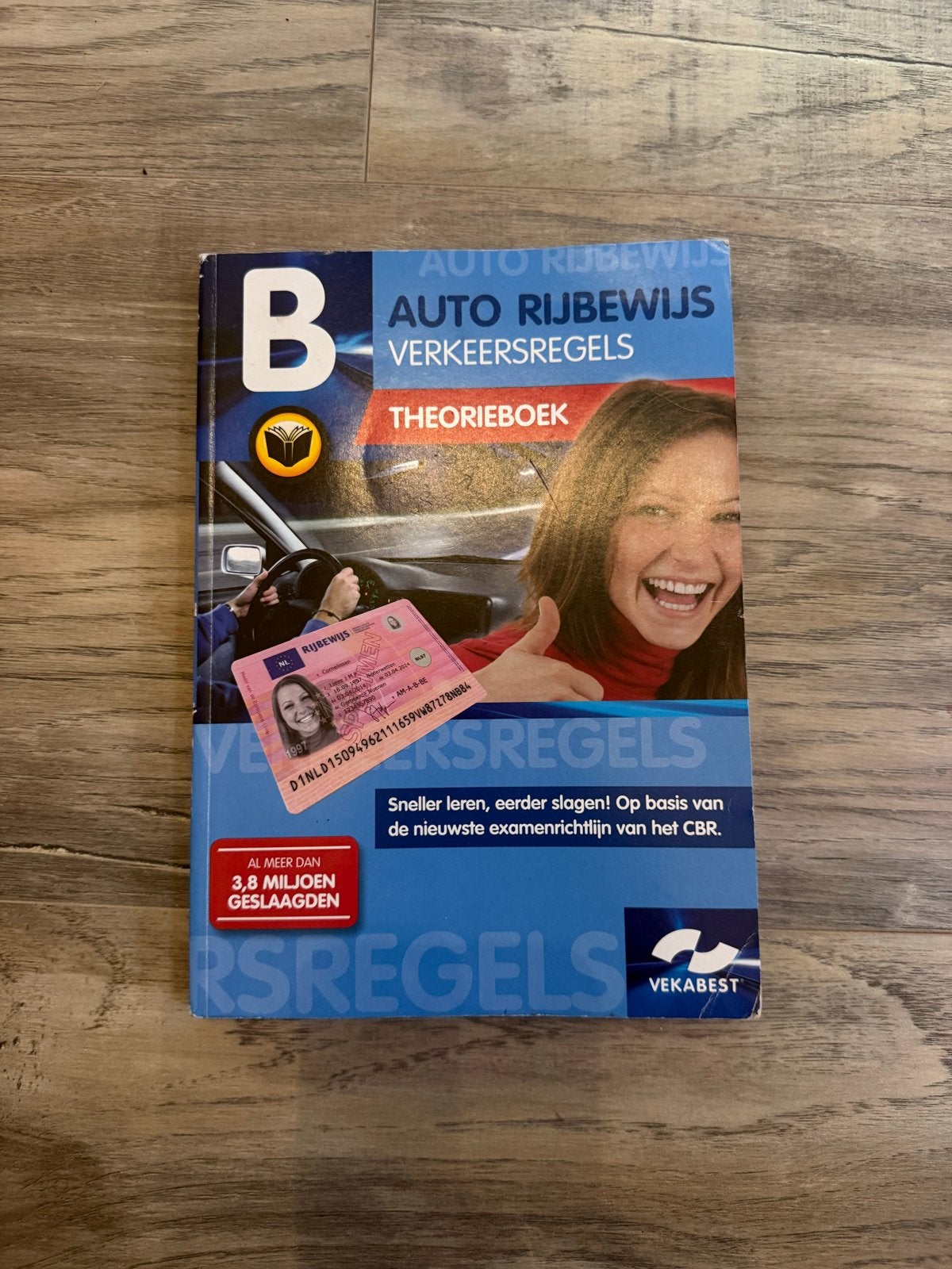 Theorieboek Rijbewijs B - VekaBest, Ophalen, Beta, Gelezen, Niet van toepassing