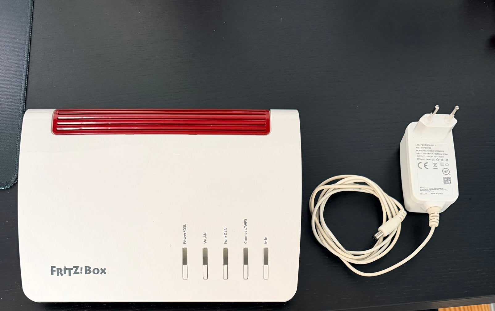 AVM Fritz Box 7590 en 7530, Ophalen of Verzenden, Zo goed als nieuw