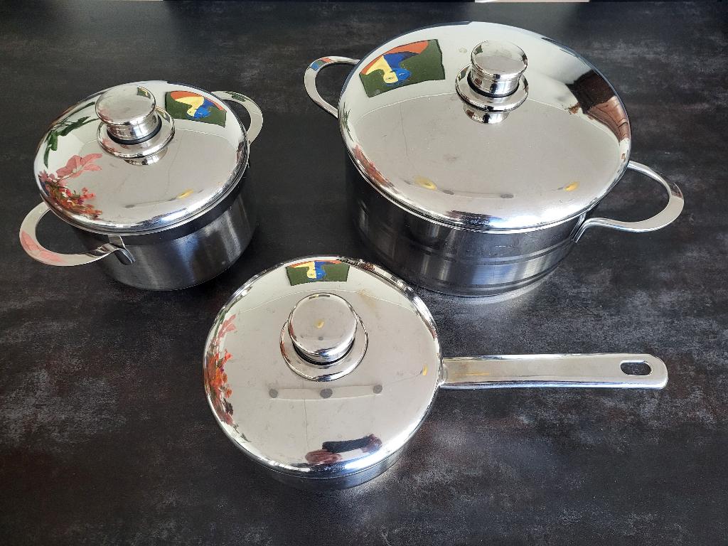 2 Kookpannen 25 & 16 cm + 1 steelpan 17 cm inductie-elek-gas, Huis en Inrichting, Keuken | Potten en Pannen, Pannenset, Ophalen of Verzenden