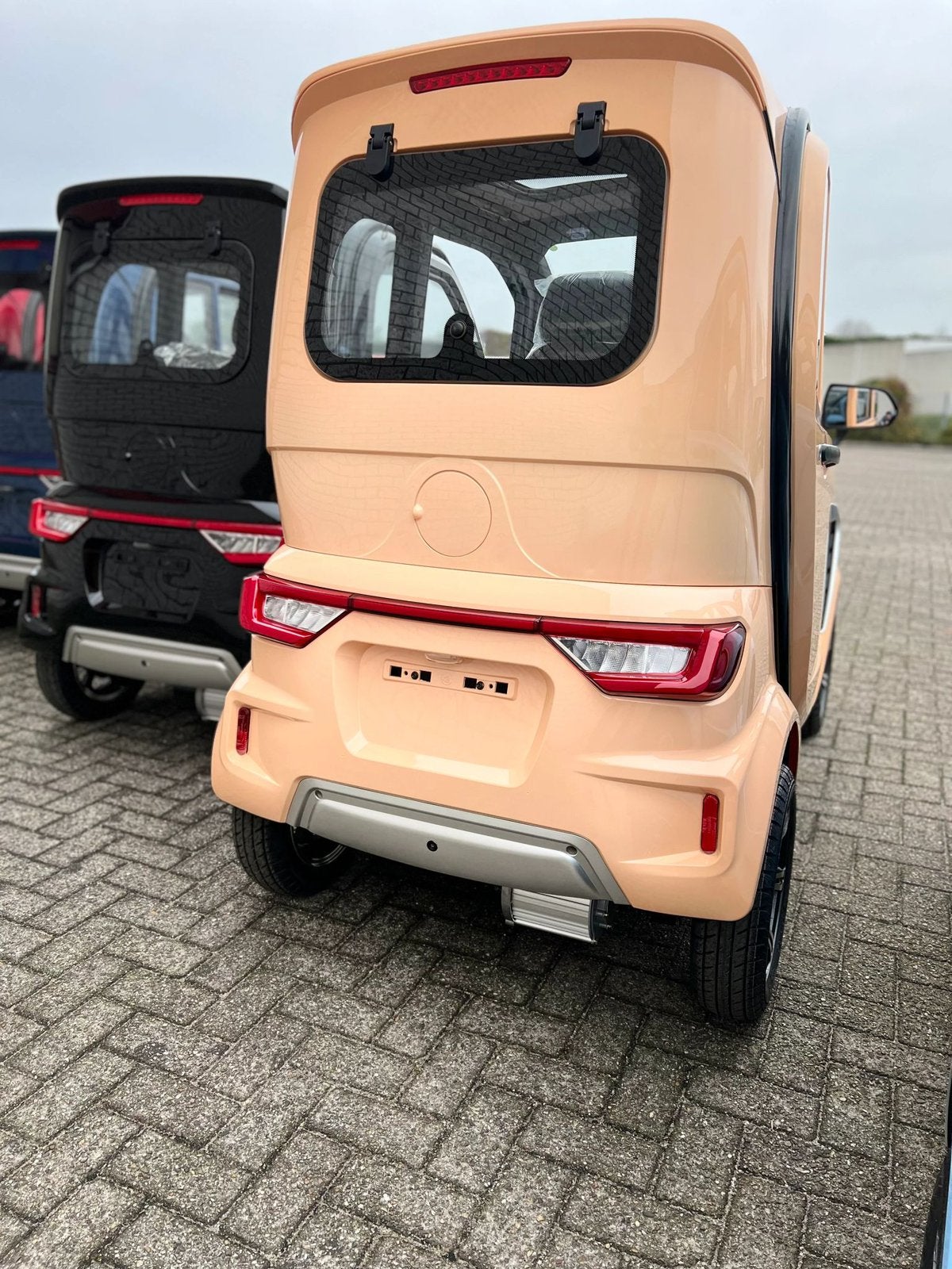 Splinternieuwe overdekte scootmobiel met garantie, Ophalen of Verzenden, Zo goed als nieuw, 46 km of meer, 16 km/u of meer