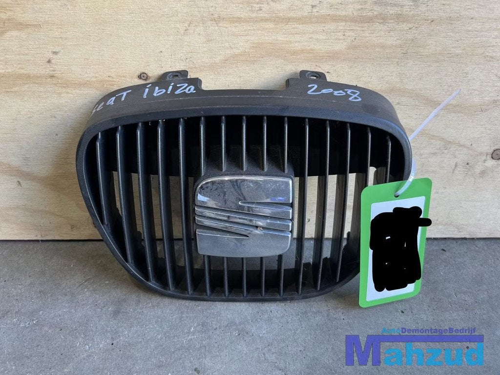 SEAT IBIZA 3 Grille 2002-2008, Gebruikt, Autovia A-2, Km 585 585
08760  Martorell, ES, Ophalen of Verzenden, SEAT S.A.