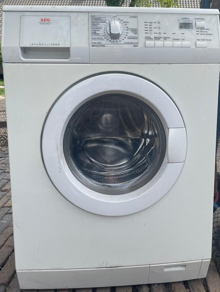 AEG Electrolux Lavamat turbo wasmachine, Witgoed en Apparatuur, Wasmachines, Ophalen, Zo goed als nieuw, 85 tot 90 cm, 1200 tot 1600 toeren