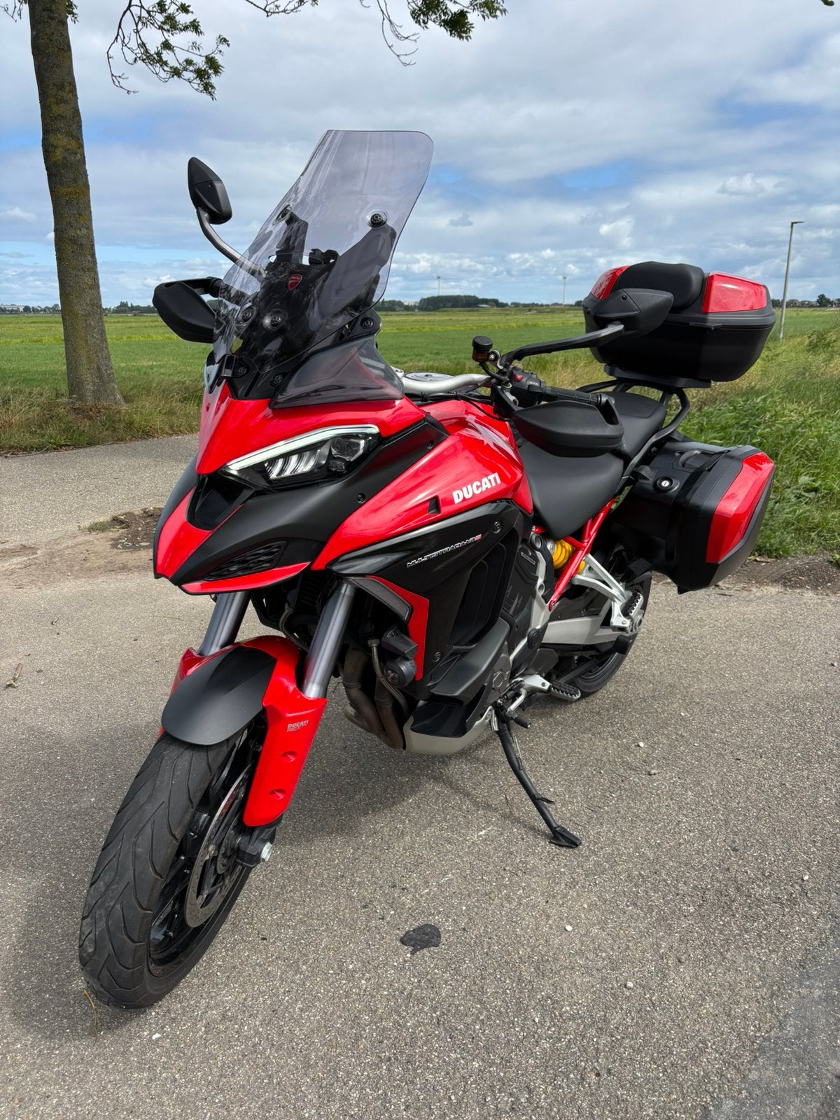Ducati Multistrada V4S | Akrapovic | Dealer onderhouden, Motoren, Motoren | Ducati, Handvatverwarming, Occasion, 4 cilinders, Motorrijbewijs A