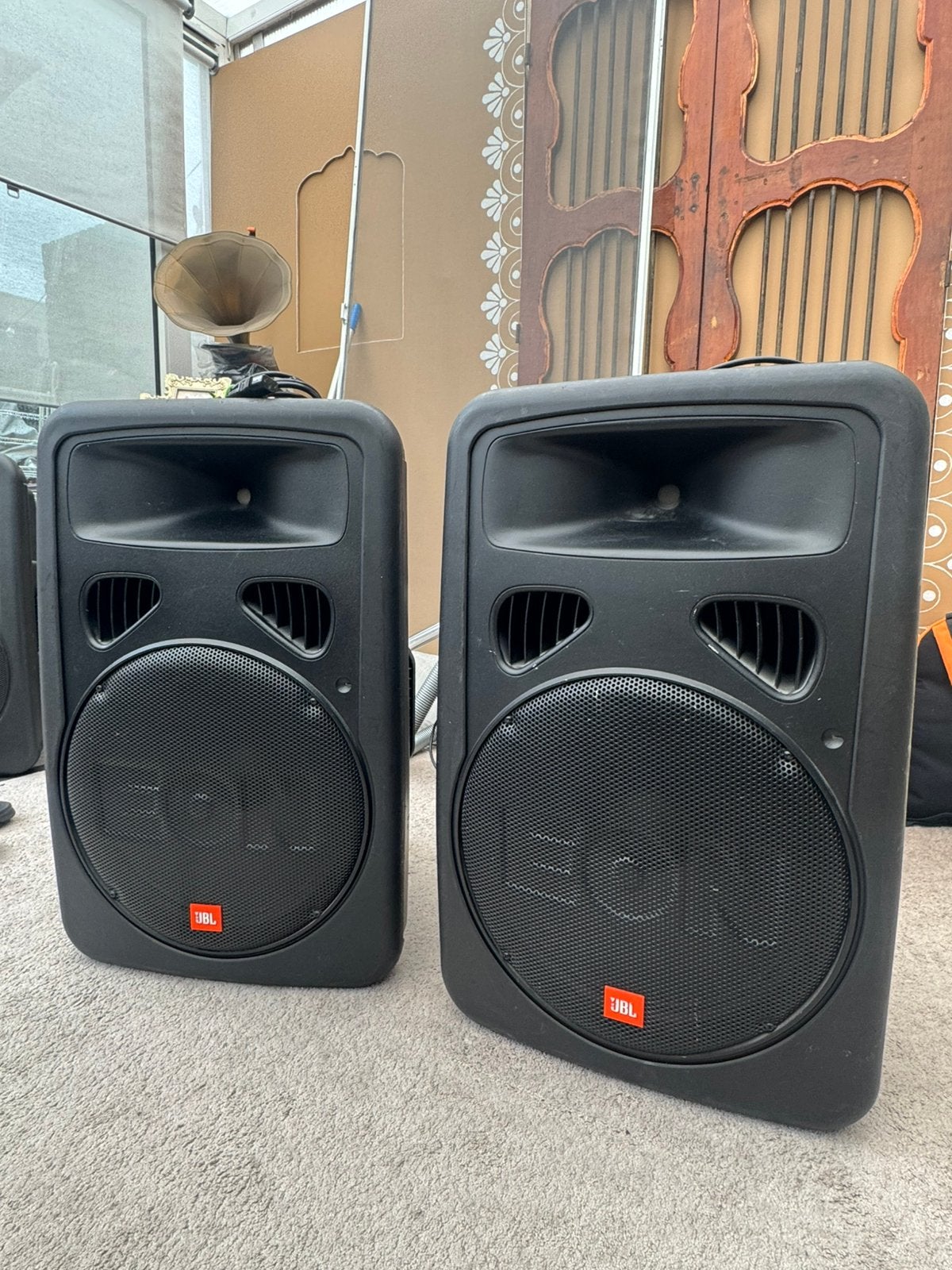2x JBL EON 15 Inch Actieve Speakers, Ophalen