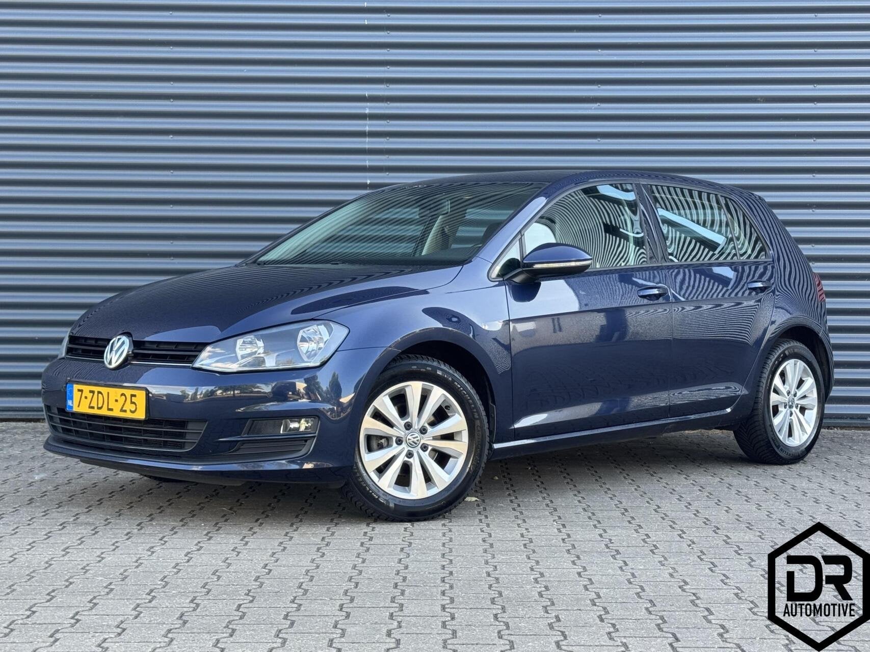Volkswagen Golf 1.2 TSI | NAP | PDC V+A | CLIMA | GOED ONDER, Voorwielaandrijving, Euro 5, Gebruikt, 4 cilinders
