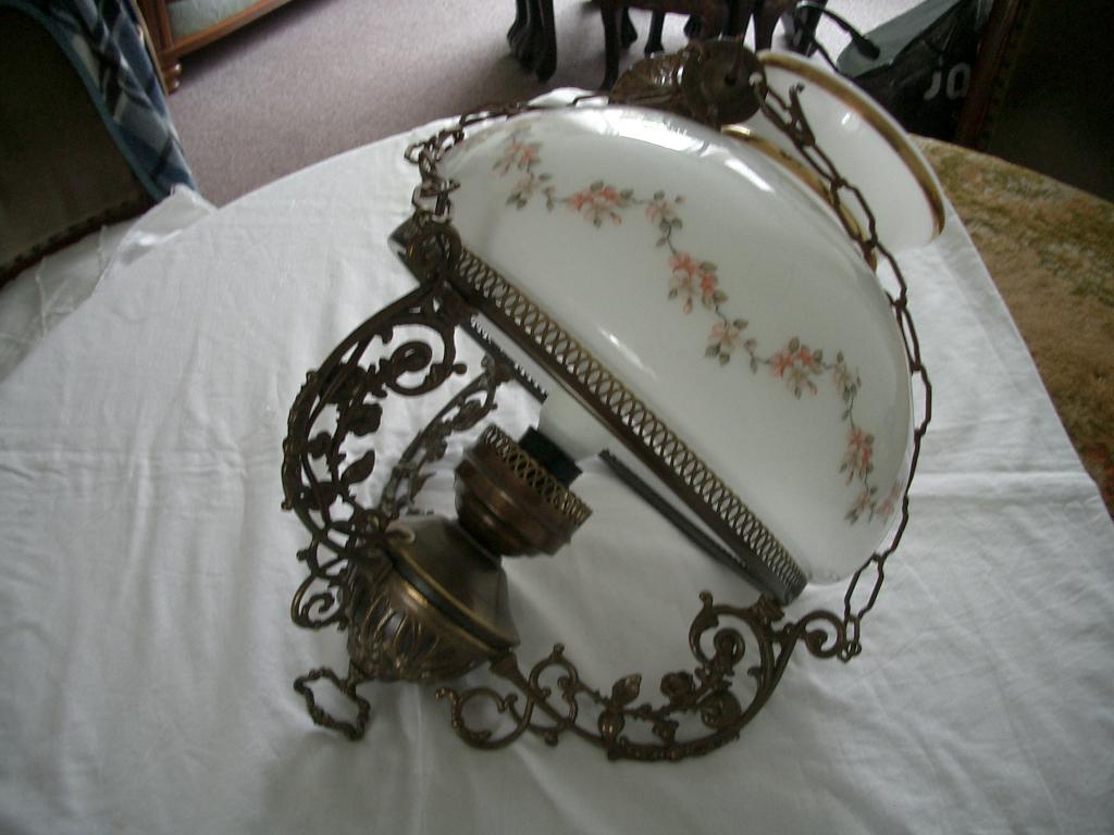 hanglamp lamp antiek brons glas bloem bloemmotief decoratie, Ophalen