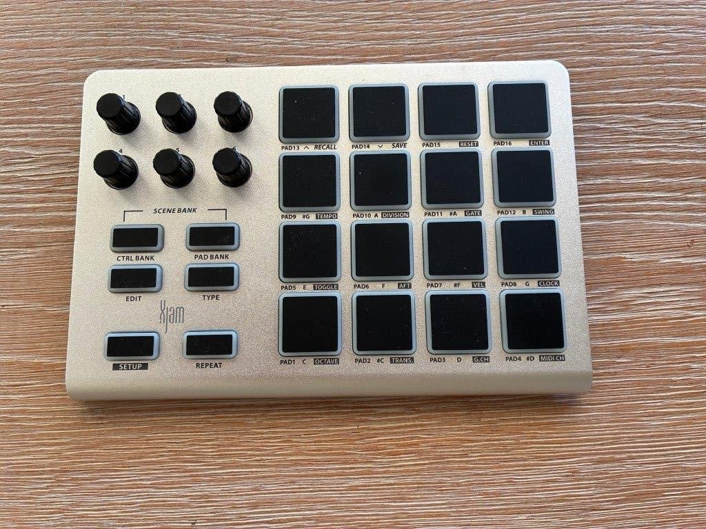 ESI Xjam USBC midi controller, Ophalen of Verzenden, Zo goed als nieuw