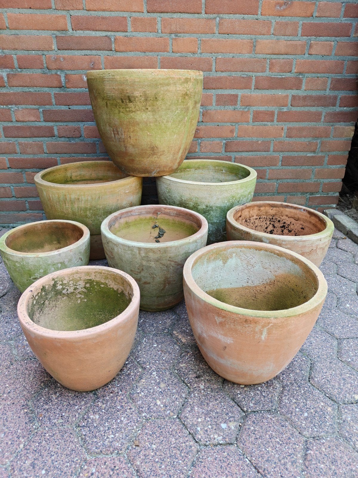 Mooie set van 8 terracotta potten in 3 maten., Tuin en Terras, Bloempotten, Ophalen, Rond, Minder dan 25 cm, Minder dan 40 cm