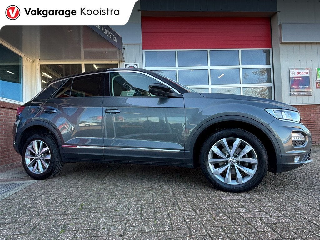 Volkswagen T-Roc 1.5 TSI Sport Business|AUTOMAAT|ACC|Carplay, 12 maanden, Stof, 4 cilinders, Bedrijf