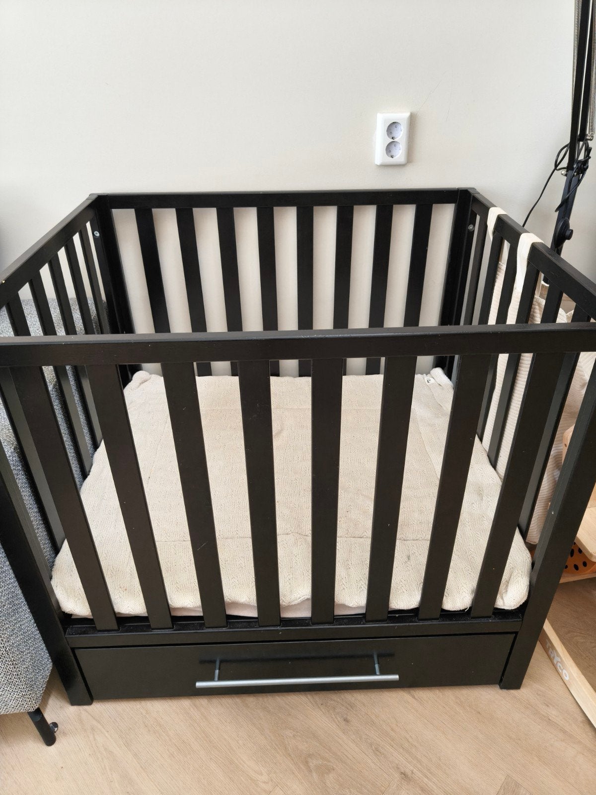 Baby box 80x95 cm zwart., Ophalen of Verzenden, Gebruikt, Box, Bedje of Wieg