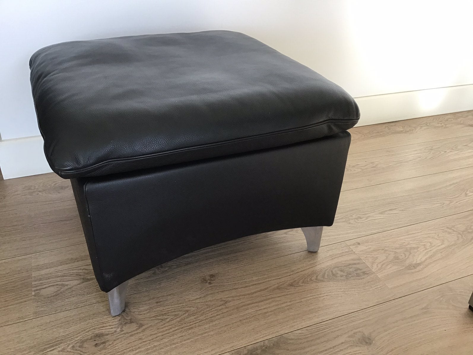 DeSede DS23 Zwart Leren Hocker / Ottoman / Voetensteun, Ophalen, Gebruikt, Vierkant, Leer