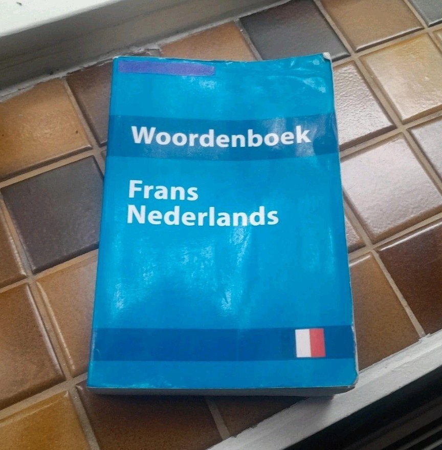 Woordenboek Frans Nederlands, Boeken, Ophalen of Verzenden, Gelezen, Overige uitgevers, Nederlands