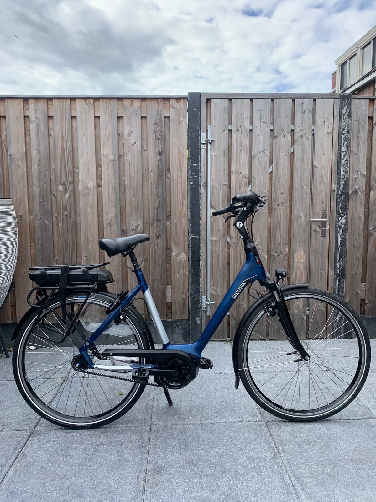 Nette sparta M8B belt/snaar elektrische fiets bosch motor, Ophalen, Sparta, Gebruikt, 50 km per accu of meer