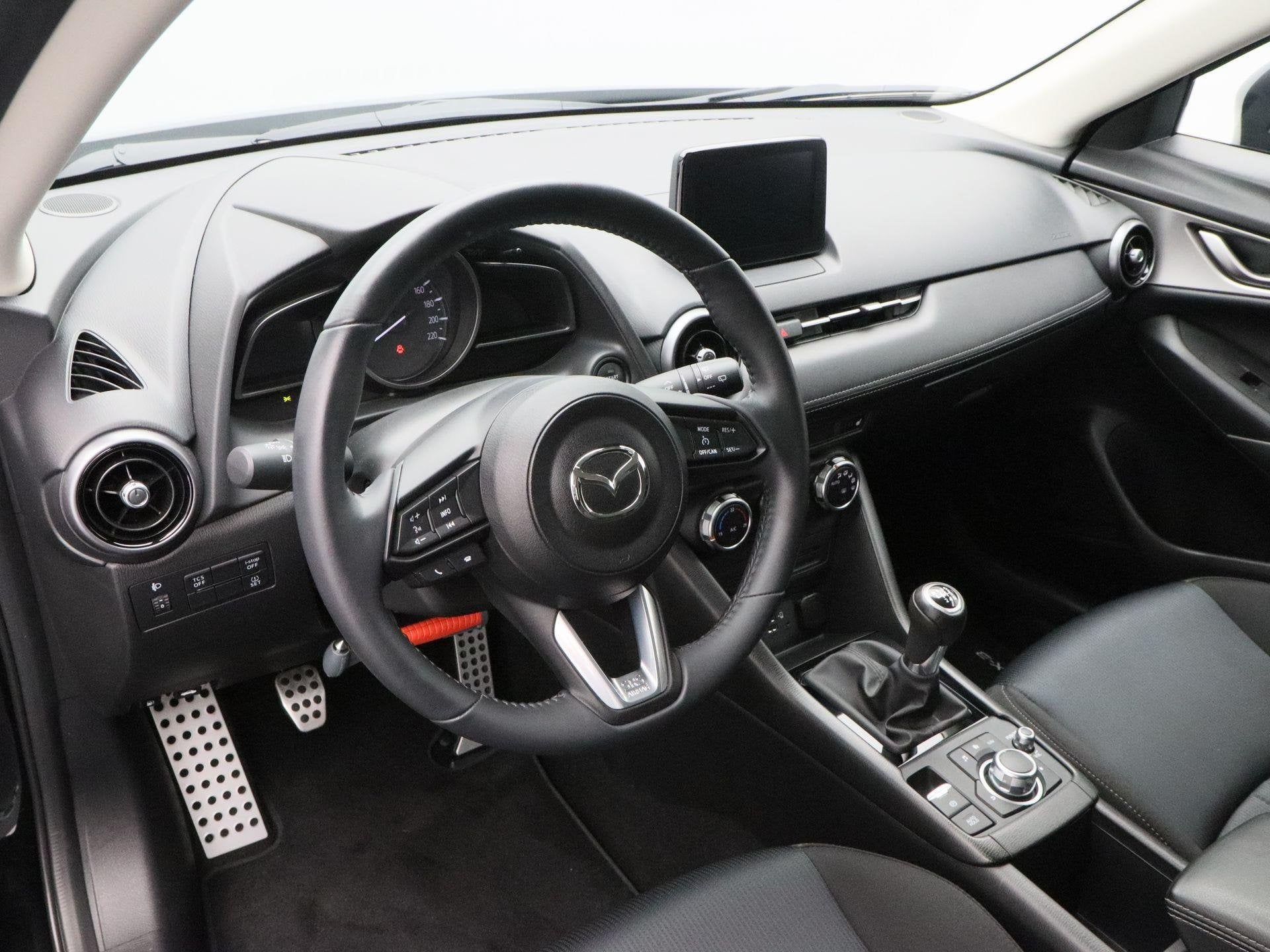 Mazda CX-3 2.0 SkyActiv-G 121 Sportive | Navigatie | Stoelve, Auto's, 4 cilinders, Zwart, Origineel Nederlands, Handgeschakeld