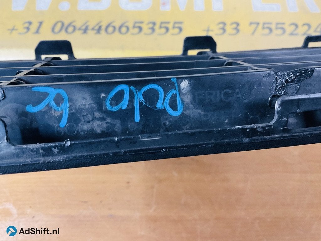 Gril Volkswagen Polo 6c 6C0853677 bumper 2- R2-6917R