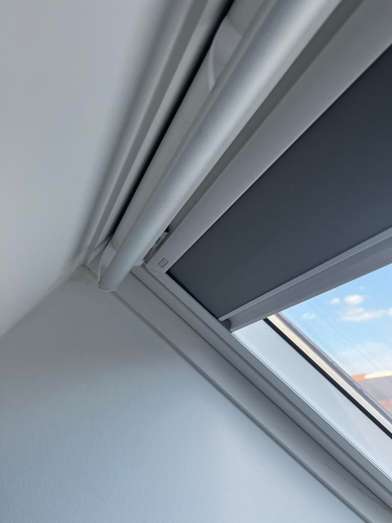 VELUX DKL Verduisterend Rolgordijn - Grijs (SK08), Ophalen, 100 tot 150 cm, 50 tot 100 cm, Zo goed als nieuw