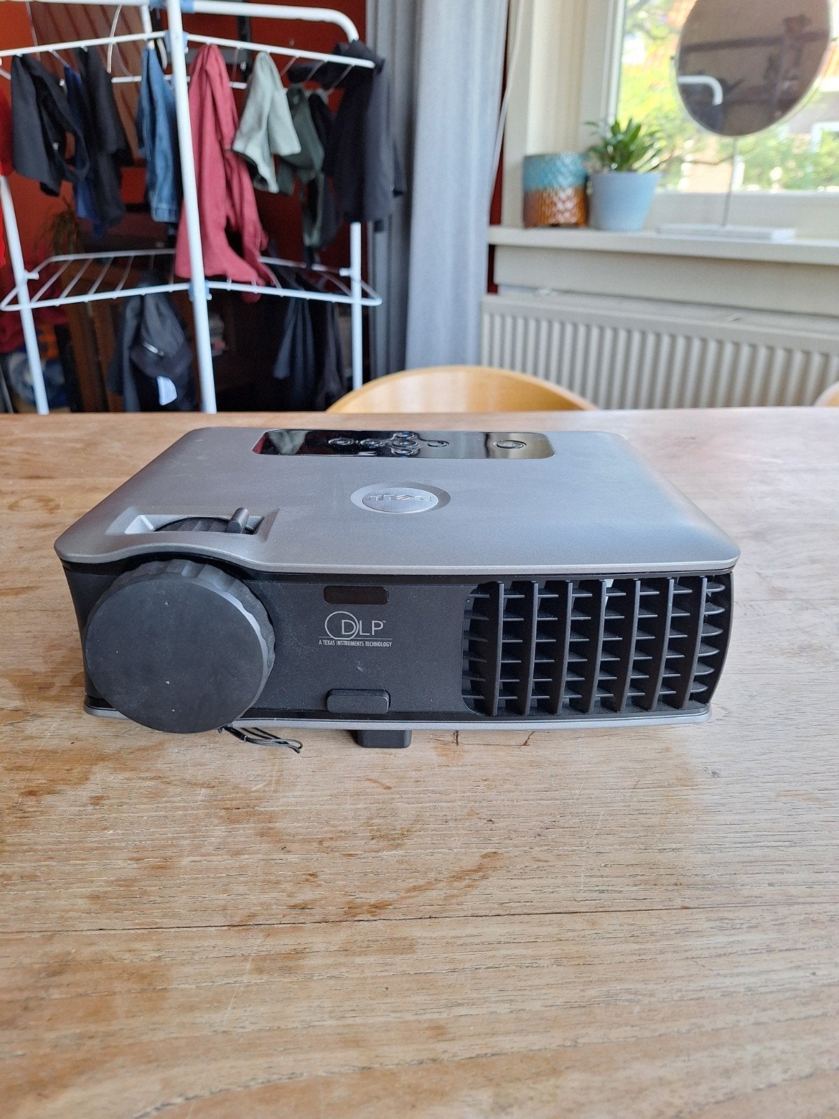 Dell 2400MP DLP Projector met afstandsbediening en tas, Gebruikt, Ophalen of Verzenden, Dell, DLP
