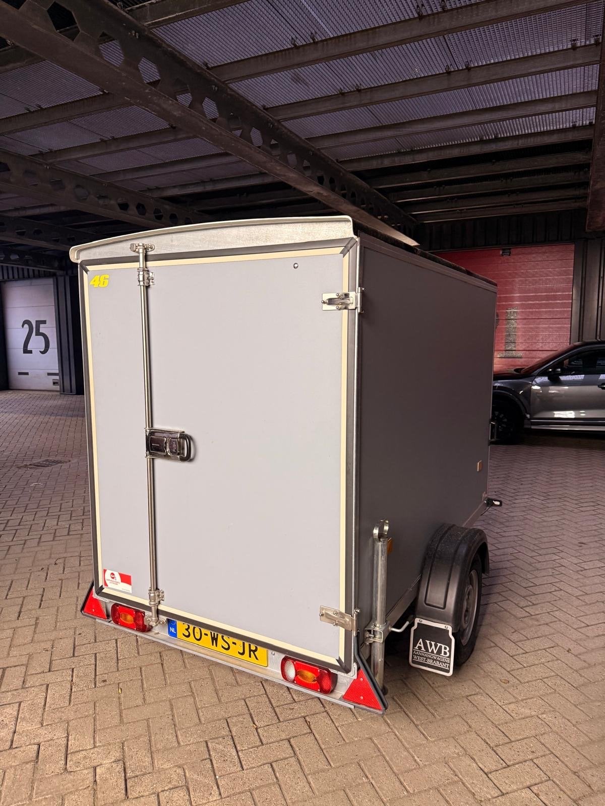 Easyline gesloten aanhangwagen - Zo goed als nieuw 2018, Ophalen, Zo goed als nieuw