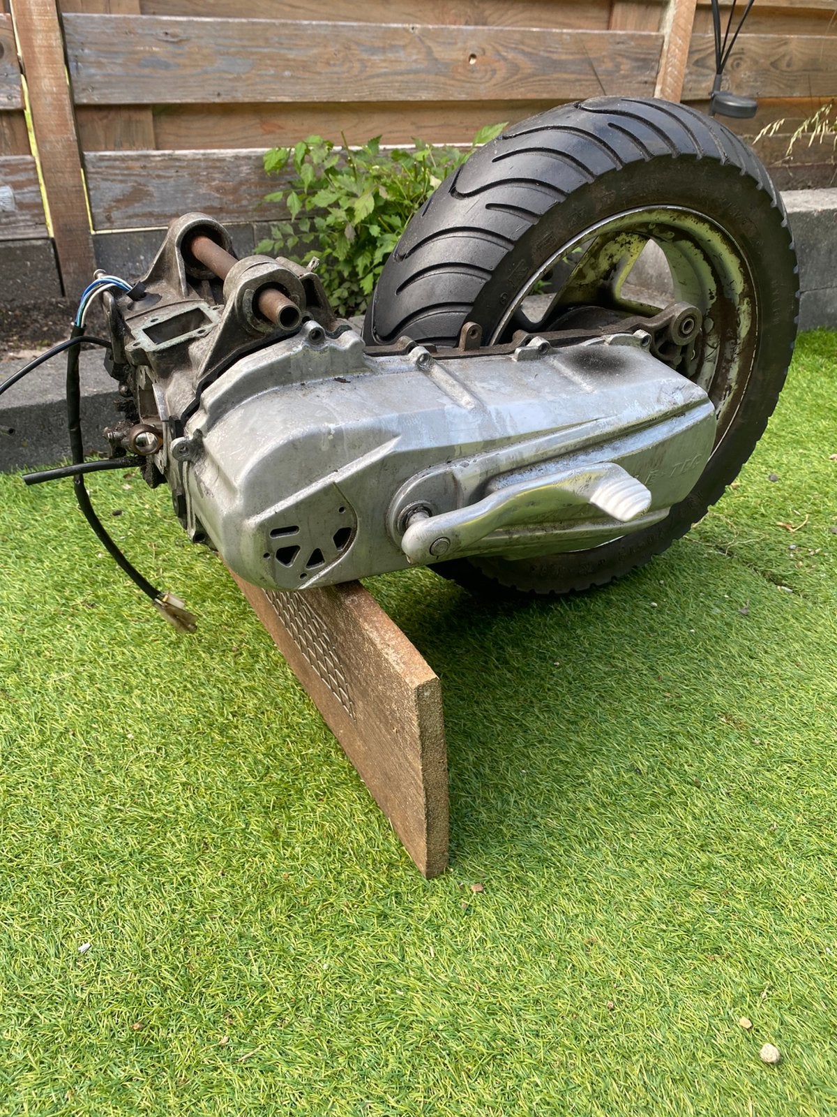 Scooter blok horizontaal, Ophalen of Verzenden, Zo goed als nieuw, Blok
