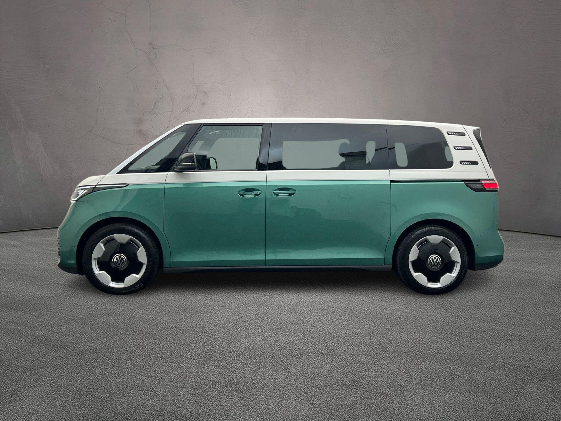 Volkswagen ID. Buzz Pro Bulli 286pk 86 kWh LWB | €2.500,=, Achterwielaandrijving, Zwart, Automatische klimaatregeling, Nieuw