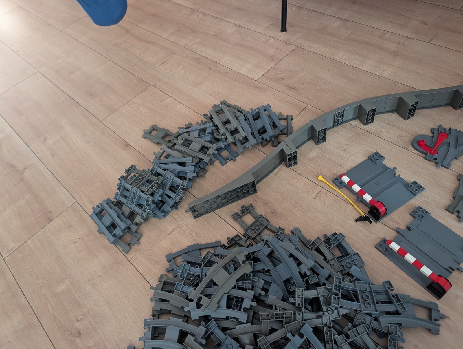 Grote partij LEGO Duplo treinrails en overwegen, Ophalen of Verzenden, Gebruikt