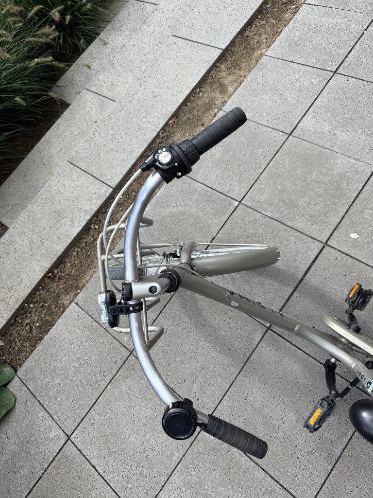 Foto 5 van Alpina Clubb - Vintage Gold Matt - 24 inch meisjesfiets