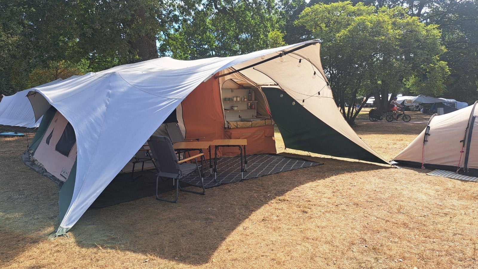 Holtkamper Kyte XL Membrane Airco Top (2009)& L kindertent, Ophalen, Gebruikt