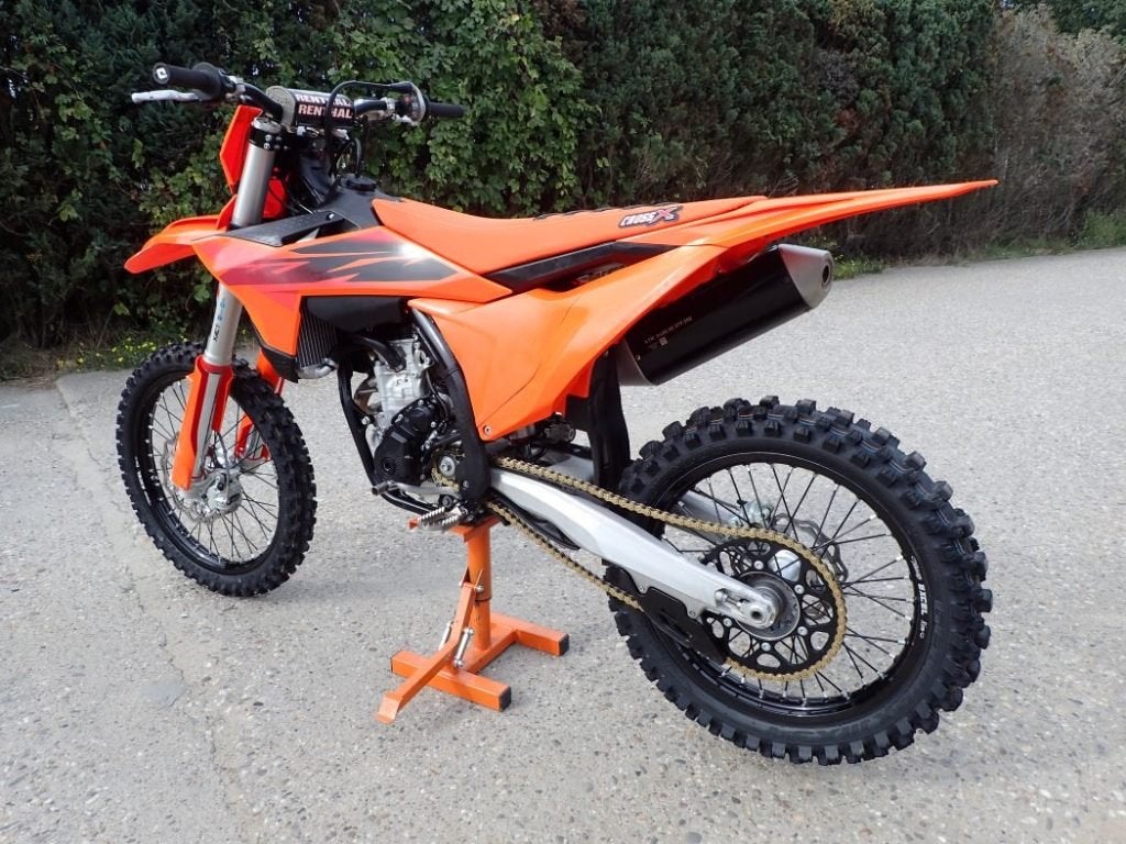 KTM 250 SX-F 2026 —33 uur !! uitgelezen ECU !!, Motoren, 250 cc, KTM, Motorrijbewijs A, Crossmotor
