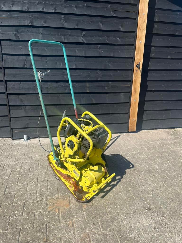 Ammann trilplaat, Ophalen, Zo goed als nieuw, Tuinslang