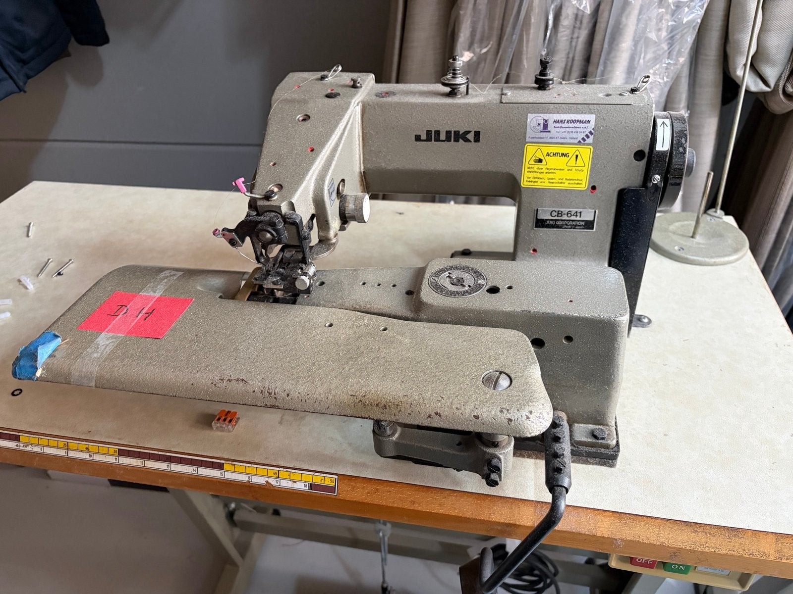 Juki CB-641 Industriële Naaimachine op Tafel, Gebruikt, Naaimachine, Industrieel, Ophalen