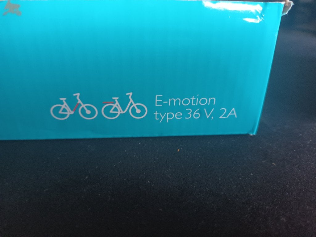 Oplader E-Motion Sparta, Ophalen of Verzenden, Gebruikt