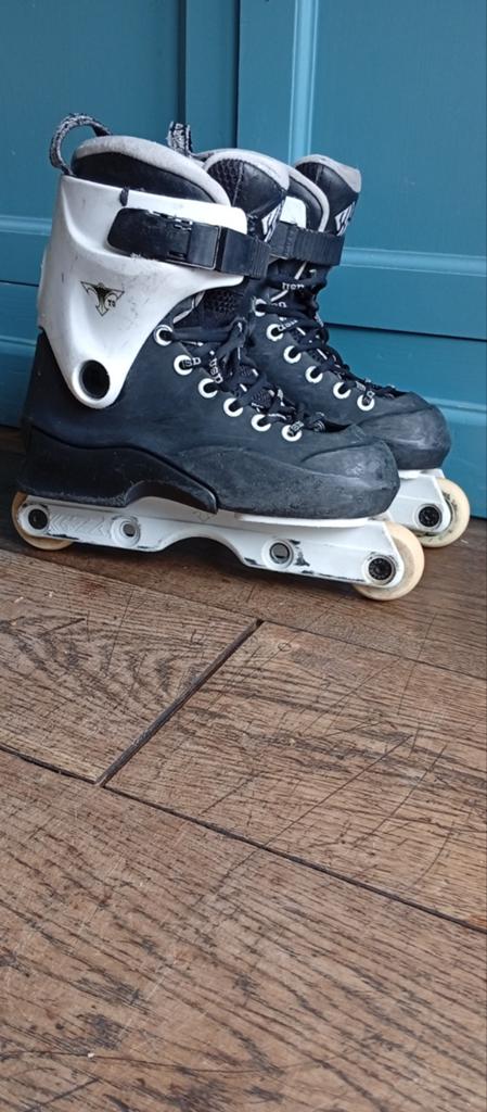 USD Classic Throne JR 35--37 2019 Stunt Skates, Sport en Fitness, Skeelers, Gebruikt, Kinderen, Ophalen of Verzenden, Inline skates 4 wielen