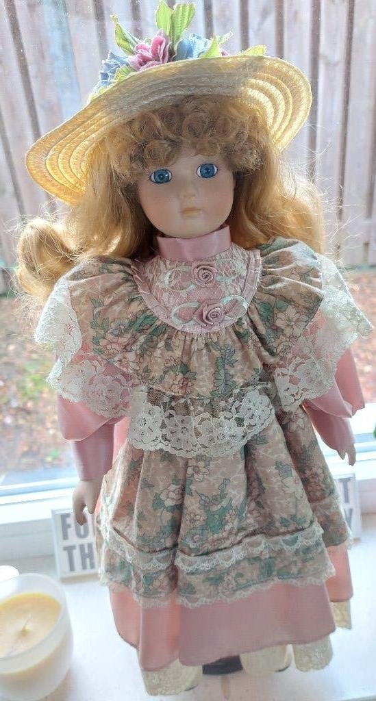Leuke oude poppen., Verzamelen, Ophalen of Verzenden, Zo goed als nieuw, Pop