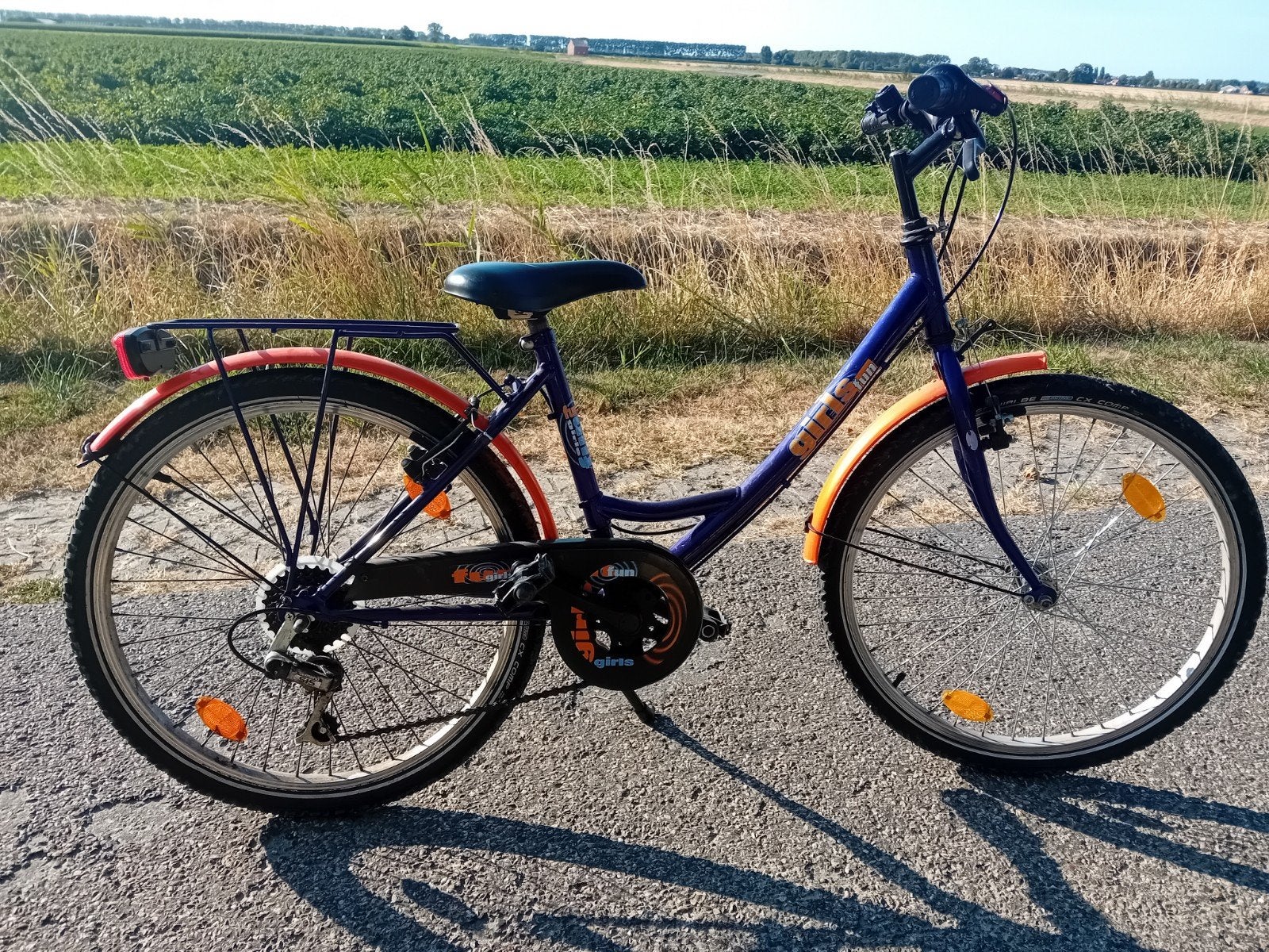 Kinderfiets 24 inch - Goed functionerend met nieuwe banden, Ophalen, Gebruikt, Velgrem, 20 inch of meer