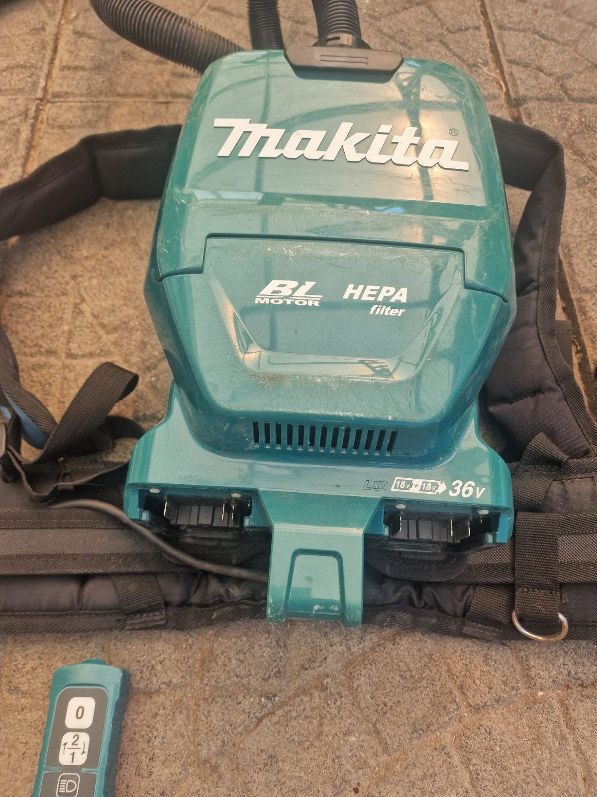 Makita DVC260 Rugstofzuiger - Draadloos en Krachtig, Stofzak, Gebruikt, Draadloos, Ophalen of Verzenden