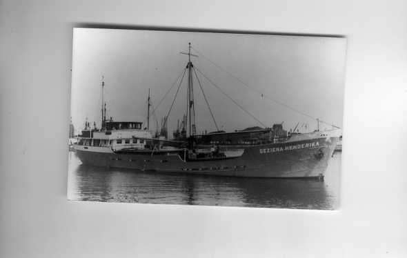 scheepvaart-foto-geziena hendrika, Verzamelen, Ophalen of Verzenden, Zo goed als nieuw, Motorboot, Boek of Tijdschrift