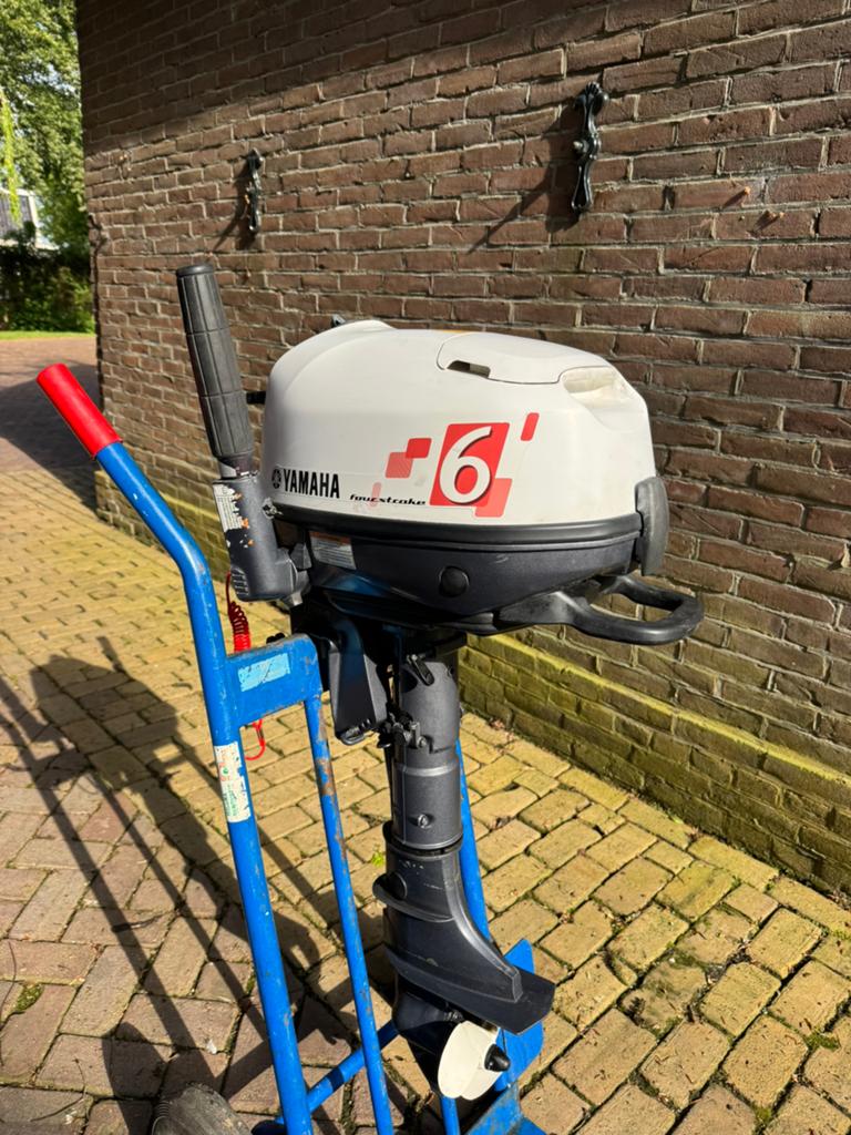 Yamaha 6pk 4takt (nieuwstaat), Ophalen, 5 tot 10 pk, Zo goed als nieuw, Buitenboordmotor