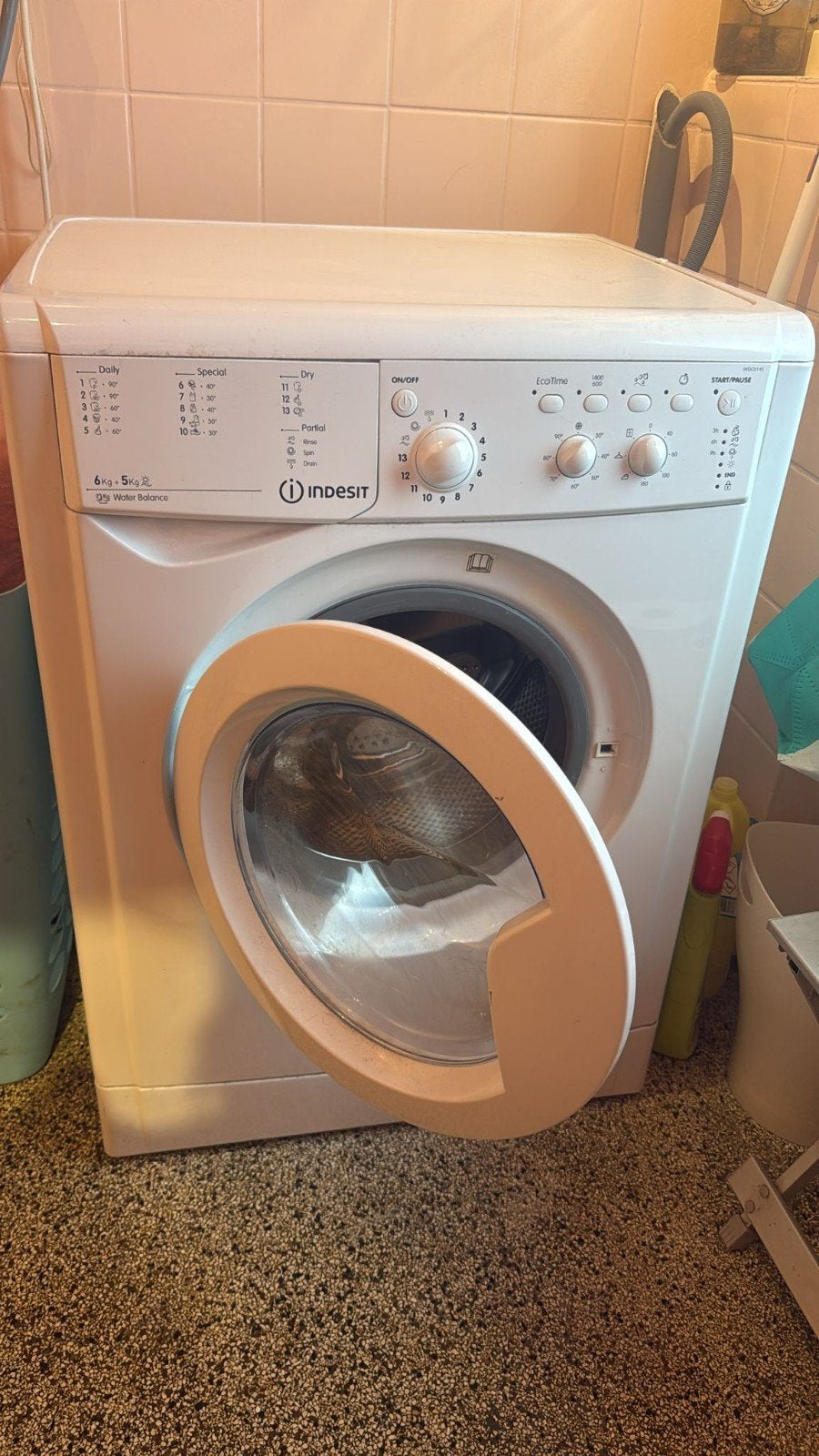 Indesit IWDC6145 Wasmachine-Droger Combinatie 6kg/5kg, Ophalen, 6 tot 8 kg, Voorlader, Kort programma