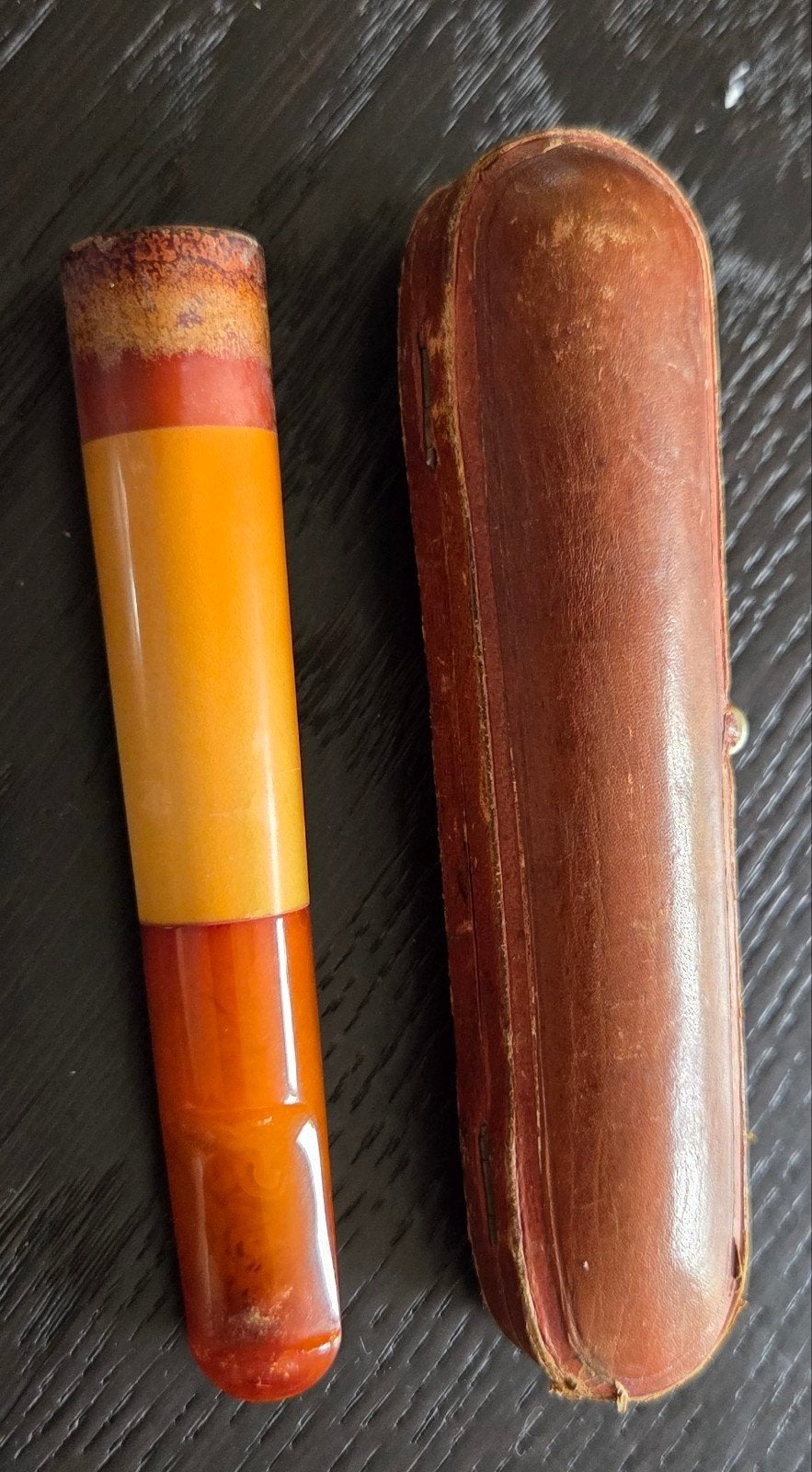 Vintage amberkleurige sigarettenhouder in koffer, Ophalen of Verzenden, Gebruikt, Overige typen