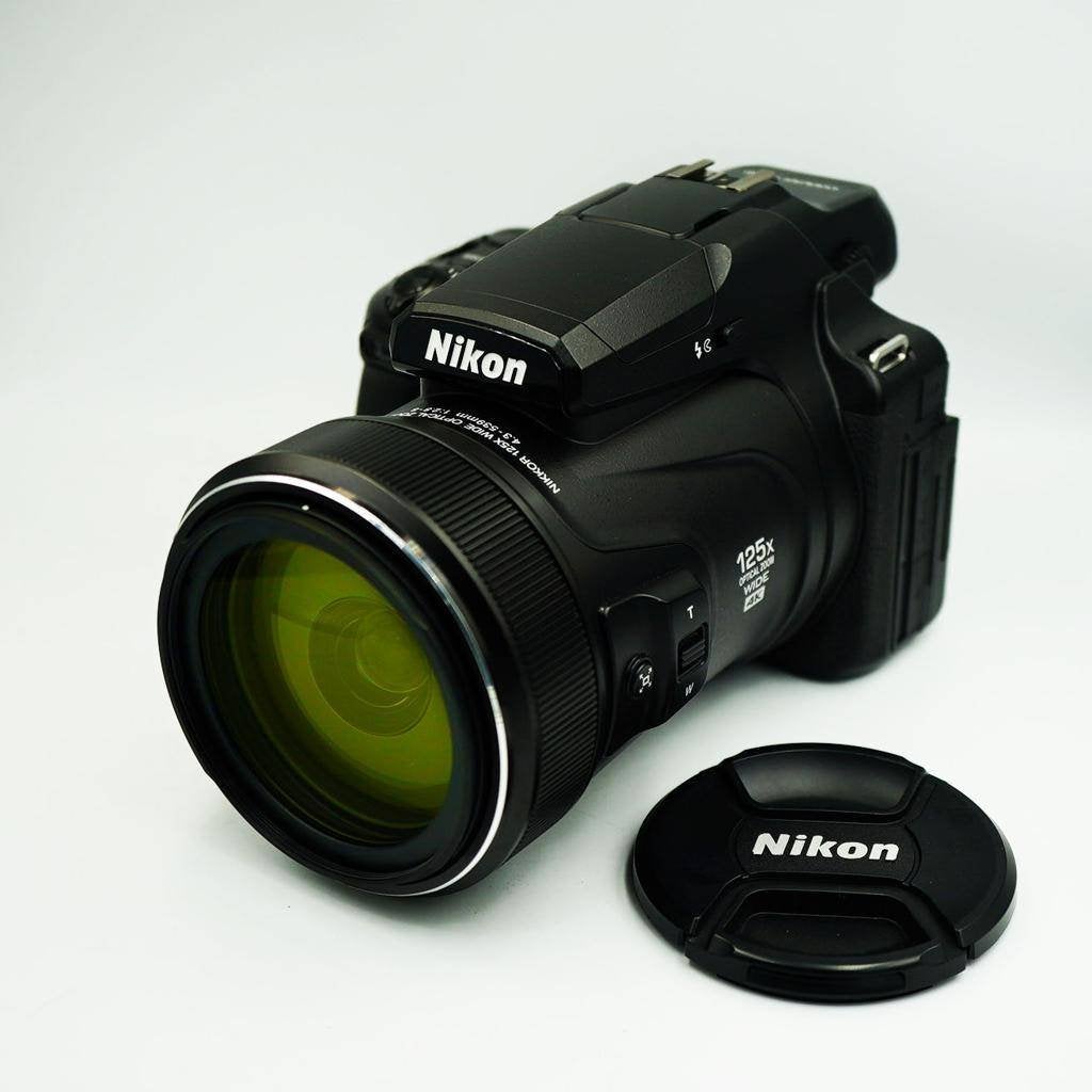 Nikon P1000 Nieuwstaat 1 jaar garantie, T, Ophalen of Verzenden, Zo goed als nieuw, N
