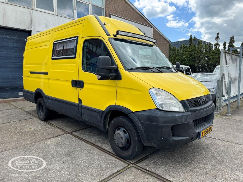 Iveco DAILY Camper  - ONLINE AUCTION, Auto's, Gebruikt, 2687 kg, 11 km/l, Bedrijf