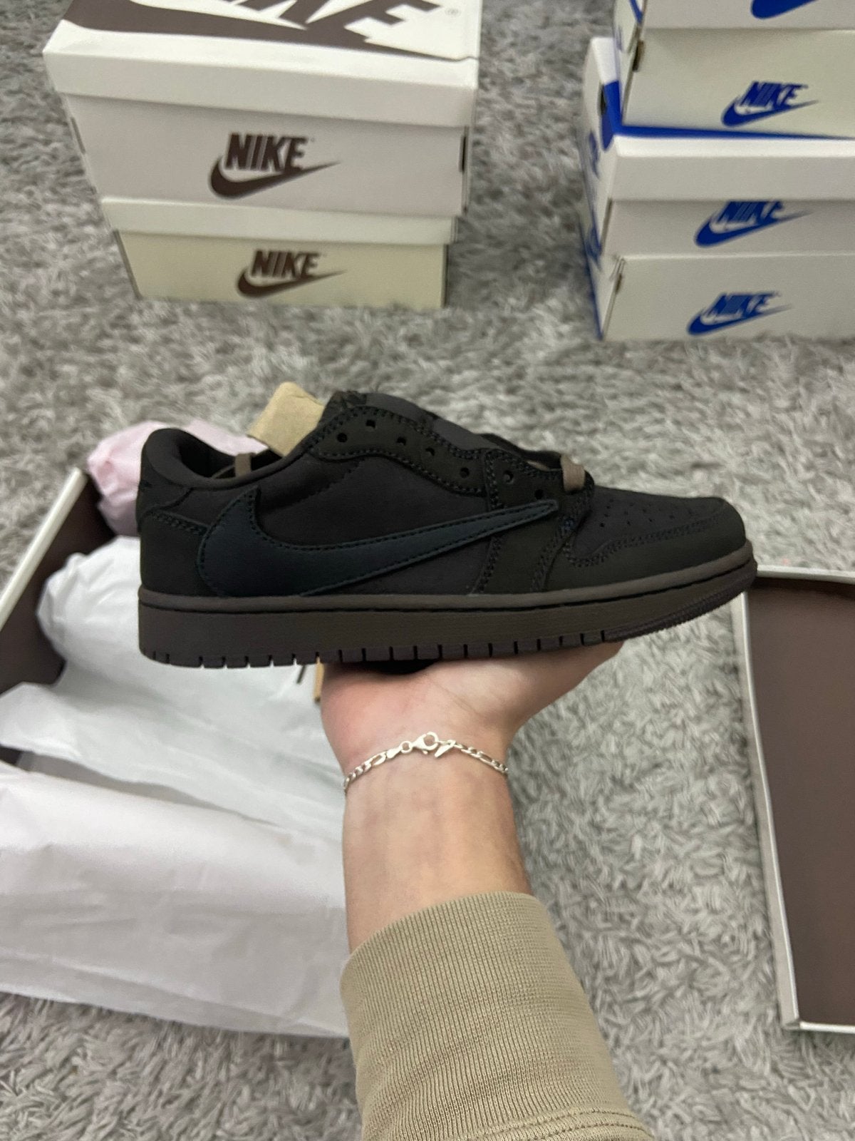 Nike Air Jordan 1 Low Travis Scott Reverse Mocha, Ophalen of Verzenden, Nieuw, Bruin, Sneakers of Gympen
