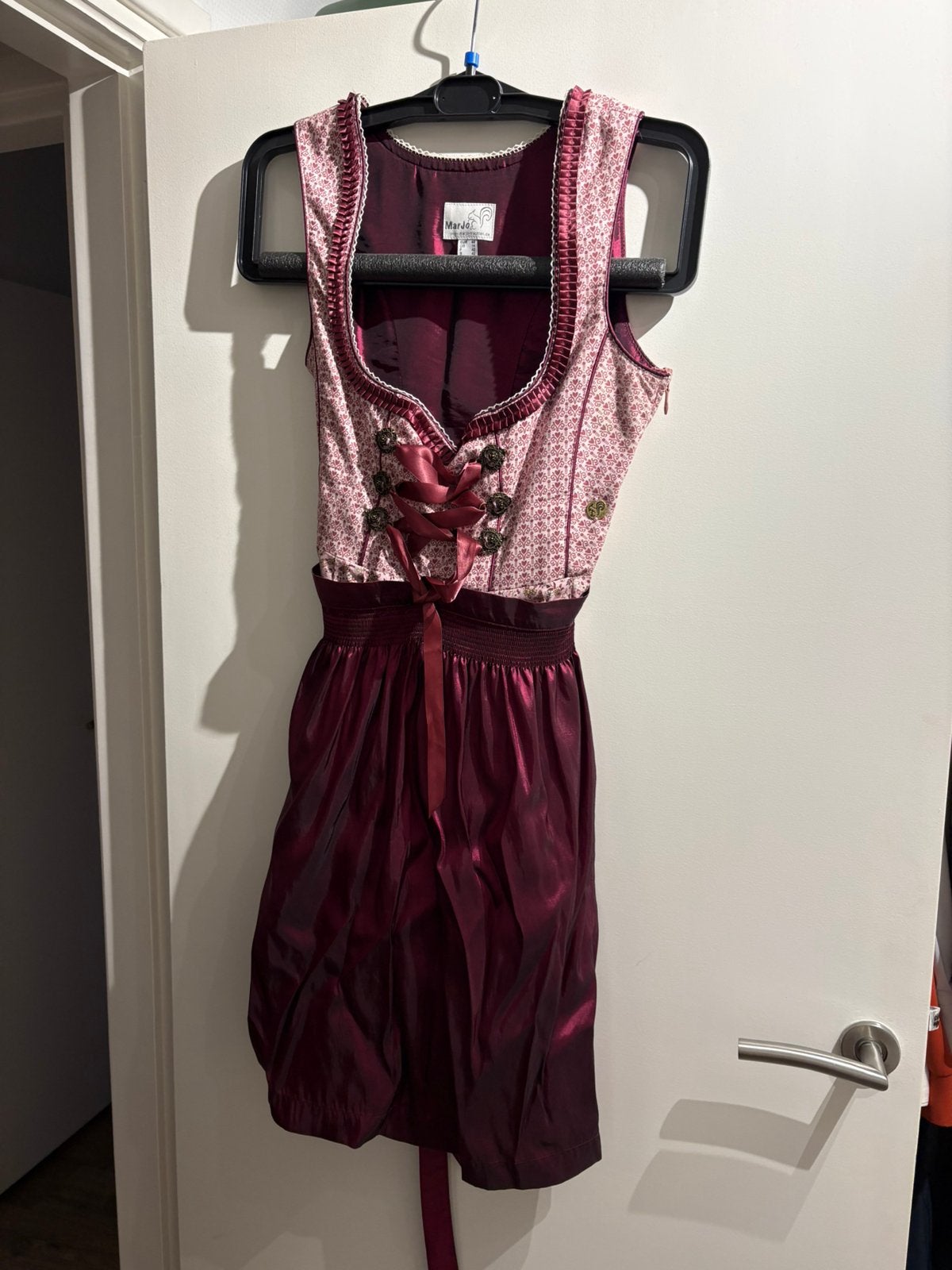 Dirndl Marjo maat 40, Kleding | Dames, Carnavalskleding en Feestkleding, Ophalen, Zo goed als nieuw, Maat 38/40 (M), Overige thema's